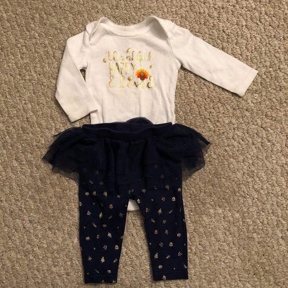 carter's thanksgiving outfit